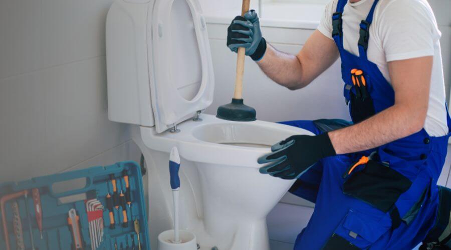 Expert burst pipe repair services in Hammond, WI